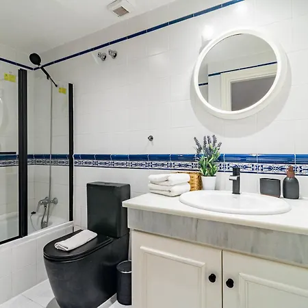 Eld41- Prime Location, Pool Views And Evening Sun شقة *